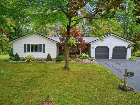 28 Coho St, Pulaski, NY 13142