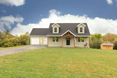 Exterior - 6531 Beech Rd, Sennett, NY 13021 photo 2 of 5