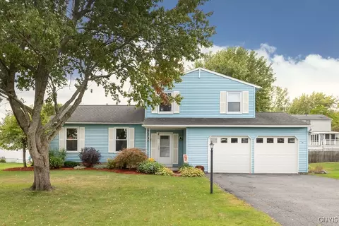 4763 Stonehurst Rd, Liverpool, NY 13090