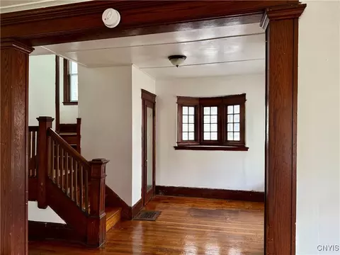 Living - 326 Coolidge Ave, Syracuse, NY 13207 photo 1 of 3