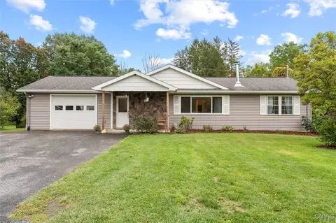 8082 Shepherd Rd, Weedsport, NY 13166