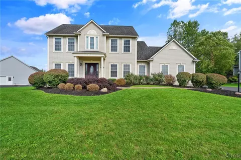 7944 Haddon Hall, Lysander, NY 13027