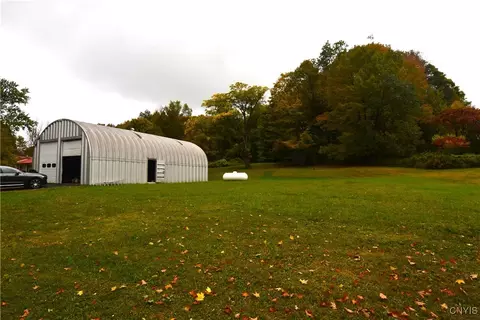 8052 Wood Rd, Trenton, NY 13354