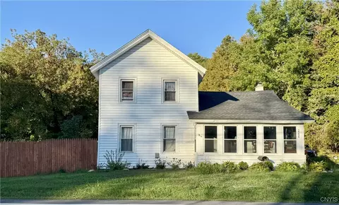 3396 County Route 57, Volney, NY 13126