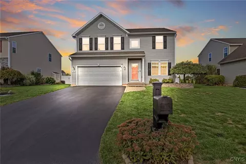58 Silversides, Van Buren, NY 13027