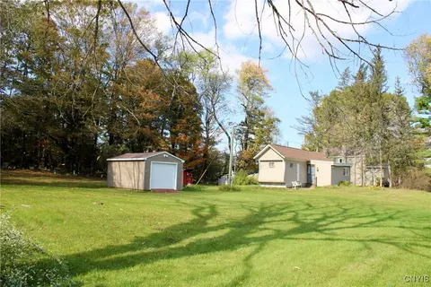 9985 Briggs Rd, Remsen, NY 13438