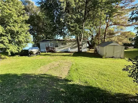 3816 County Route 6, Hammond, NY 13646