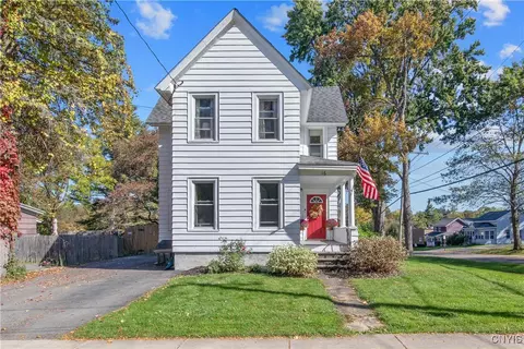 Exterior - 16 Virginia St, Lysander, NY 13027 photo 1 of 5
