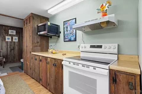 Kitchen - 22 Macarthur Rd, Lysander, NY 13027 photo 8 of 8