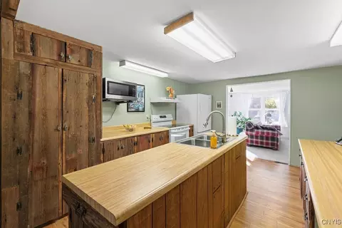 Kitchen - 22 Macarthur Rd, Lysander, NY 13027 photo 5 of 8