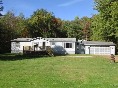 159 Rathburn Rd, Granby, NY 13069