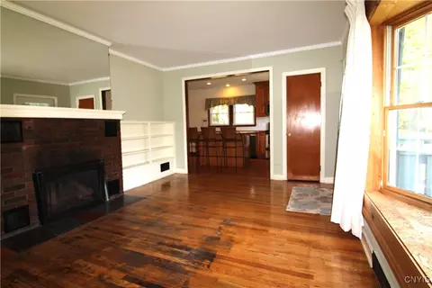 Living - 79 State St, Oneida, NY 13421 photo 2 of 4