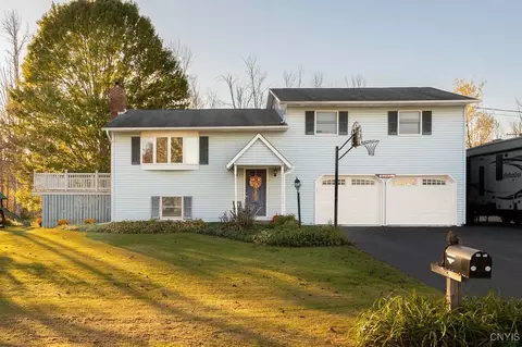 203 Hickory Way, Central Square, NY 13036