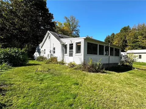 107 Fire Lane 13, Cato, NY 13080