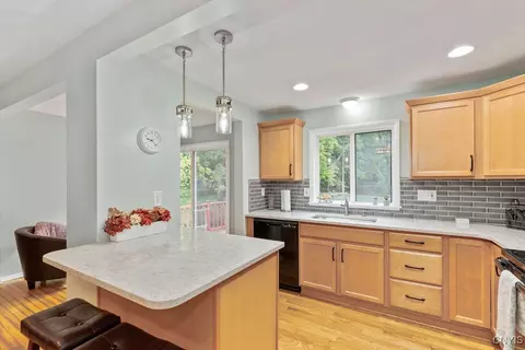 39 Brooks Pl, Lysander, NY 13027 photo 12