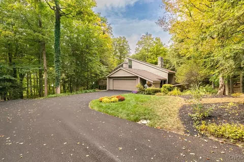 6964 Old Quarry Rd, Fayetteville, NY 13066