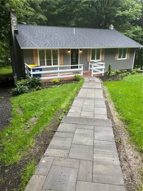 2814 Lafayette Rd, Lafayette, NY 13084