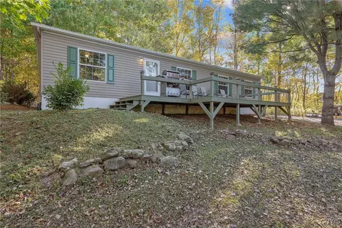 344 County Route 4, Central Square, NY 13036