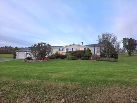 652 Wood Rd, Lapeer, NY 13803