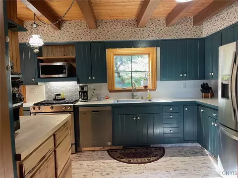 Kitchen - 1476 Crescent Ave, Oneida, NY 13421 photo 1 of 6
