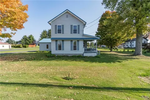 10226 Washington St, Copenhagen, NY 13626