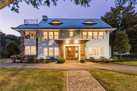 330 Flower Ave W, Watertown, NY 13601