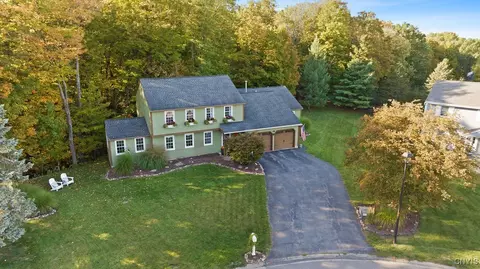 4329 Collier Cir, Onondaga, NY 13215