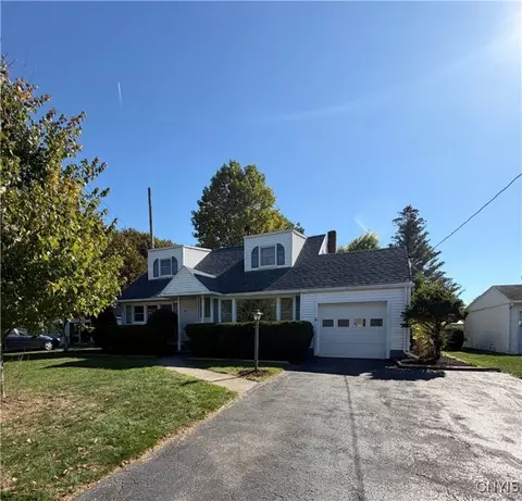 227 Leonard St, Sherrill, NY 13461