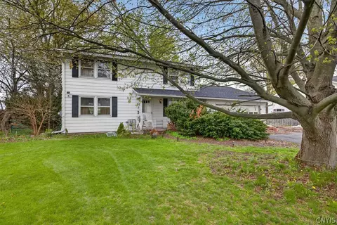 3247 Patchett Rd, Lysander, NY 13027
