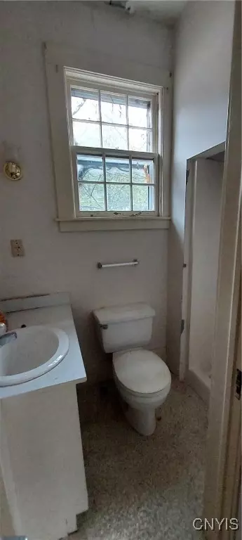 Bath - 5 Easterly Ave, Auburn, NY 13021 photo 1 of 1