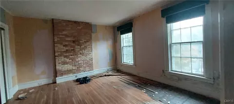 Bedroom - 5 Easterly Ave, Auburn, NY 13021 photo 4 of 4