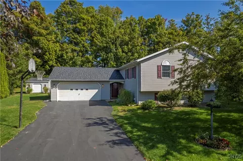 58 Family Cir, Lee, NY 13363