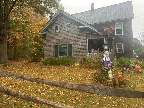 9121 Paris Hill Rd, Paris, NY 13456