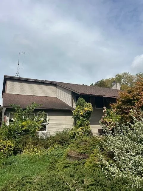 2917 Ryan Rd, Brutus, NY 13166