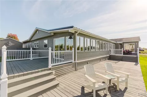 35303 State Route 12e, Cape Vincent, NY 13618