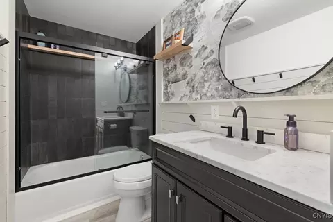 Bath - 3675 Chainmaker, Baldwinsville, NY 13027 photo 1 of 2