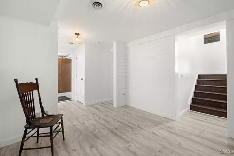 Entry Way - 3675 Chainmaker, Baldwinsville, NY 13027 photo 7 of 7