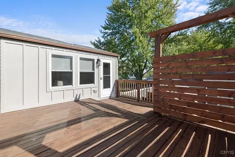 Exterior - 3675 Chainmaker, Baldwinsville, NY 13027 photo 4 of 7