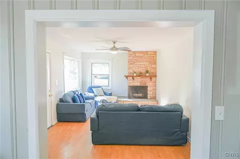 Living - 340 S Willow St, Oneida, NY 13421 photo 4 of 6
