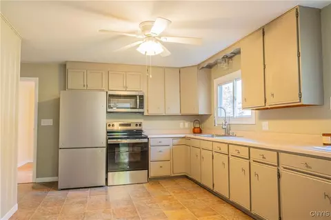 Kitchen - 340 S Willow St, Oneida, NY 13421 photo 4 of 4