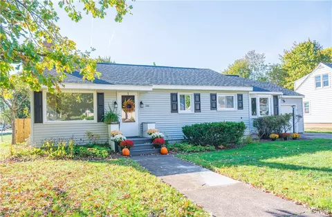 340 S Willow St, Oneida, NY 13421