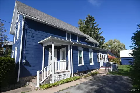 541 John St, Clayton, NY 13624