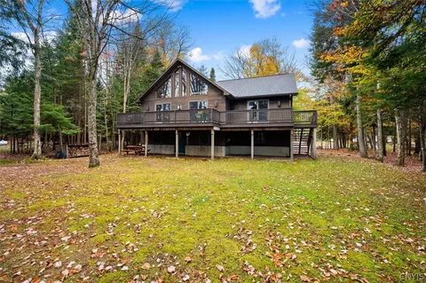 209 Spruce Dr, Webb, NY 13472