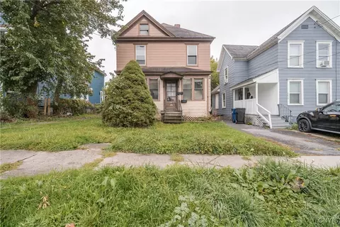 1615 Spring St, Syracuse, NY 13208