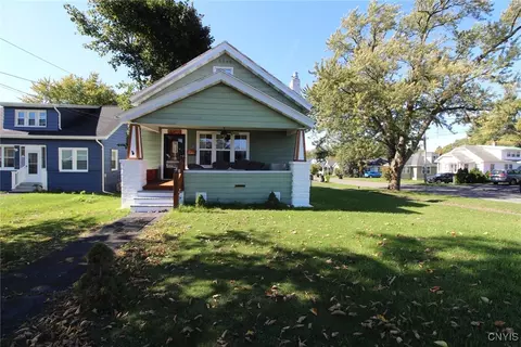 1911 Brewerton Rd, Salina, NY 13211