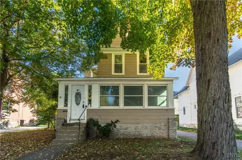 527 Hamlin St, Watertown, NY 13601