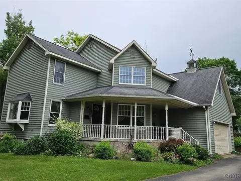 30 Argonne Pl, Little Falls, NY 13365