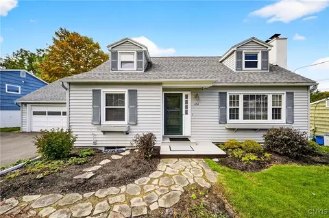 104 Clark Rd, Fayetteville, NY 13066