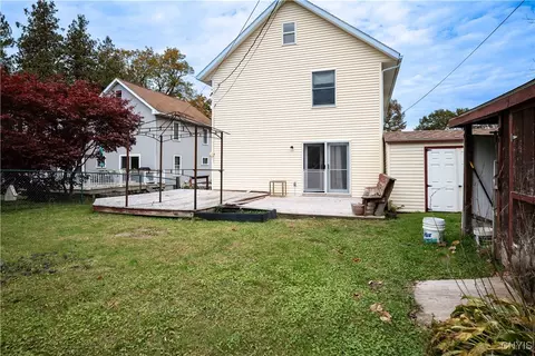 8 Gridley Pl, Paris, NY 13456 photo 6