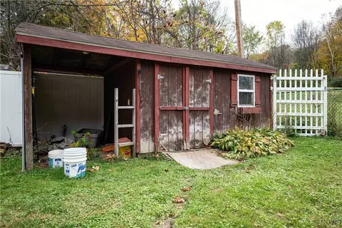 8 Gridley Pl, Paris, NY 13456 photo 9